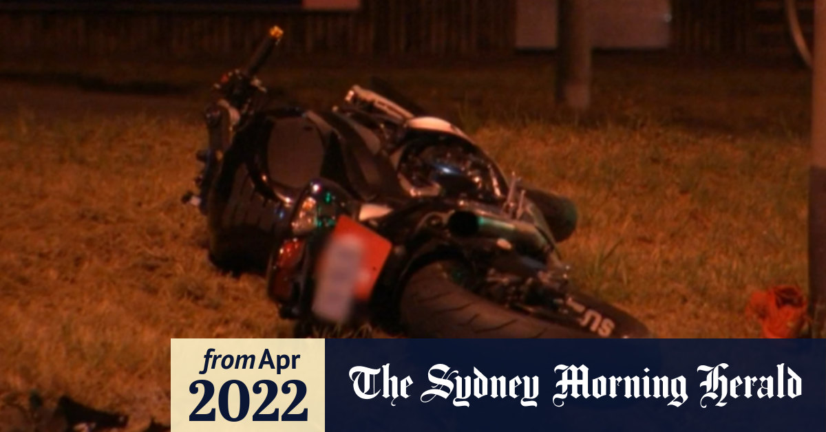 Video Pedestrian dies after being hit by motorbike in Melbourne